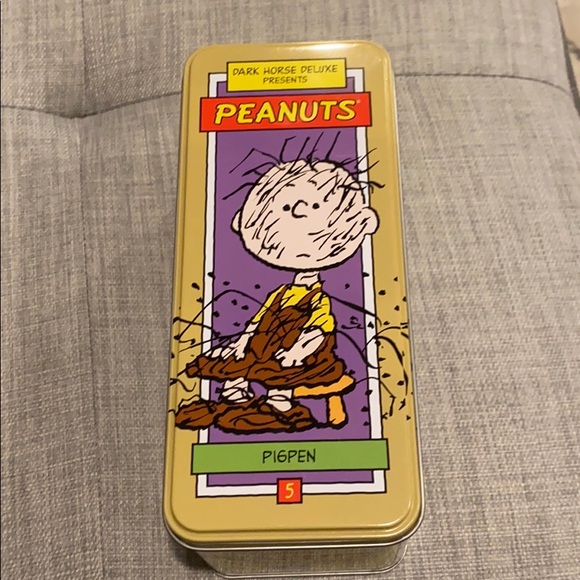 Peanuts dark horse deluxe character series-PigPen